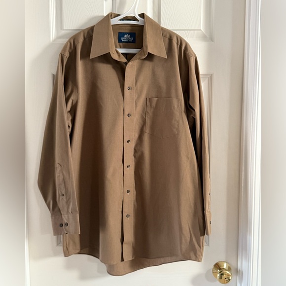 Stafford Other - Men’s Stafford Wrinkle-Free Shirt Tan Long-sleeve Size 16 32/33
